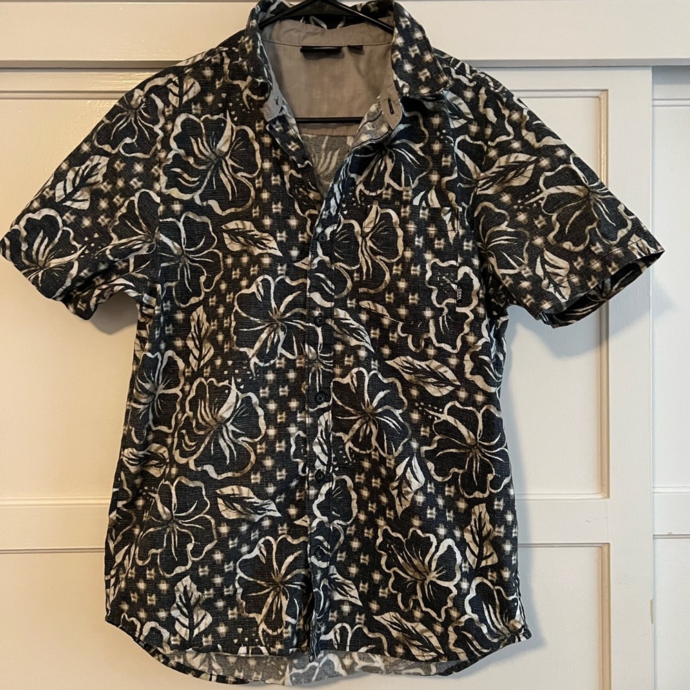 Vans Hawaiian shirt